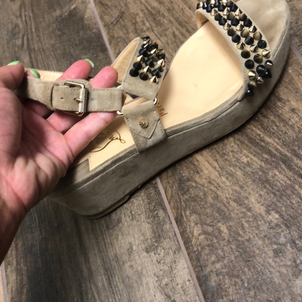 🔥🔥Louboutin suede sandals!🔥🔥 - Picture 8 of 8